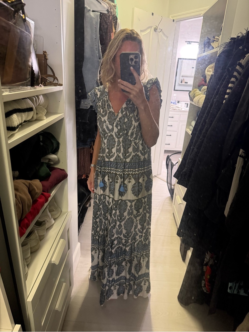 Omika Floral Maxi Dress in Cream and Blue Size M - Picture 4 of 12